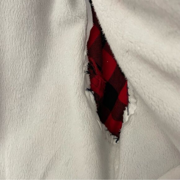 [M] BC Clothing Women’s Red & Black Plaid Snap Button Shacket With Fleecy Lining - Picture 11 of 15